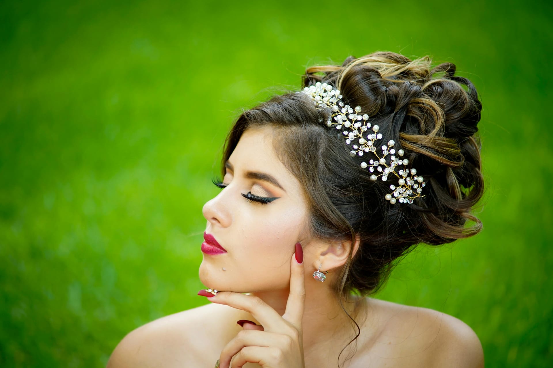 Scopri il trucco personalizzato perfetto per il tuo viso