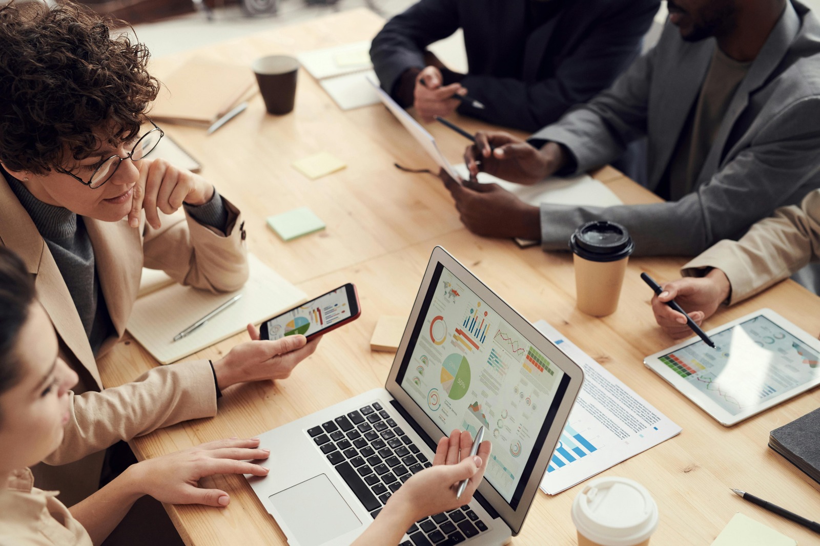 Automate Sales Meeting Scheduling Using Workmate AI Solutions