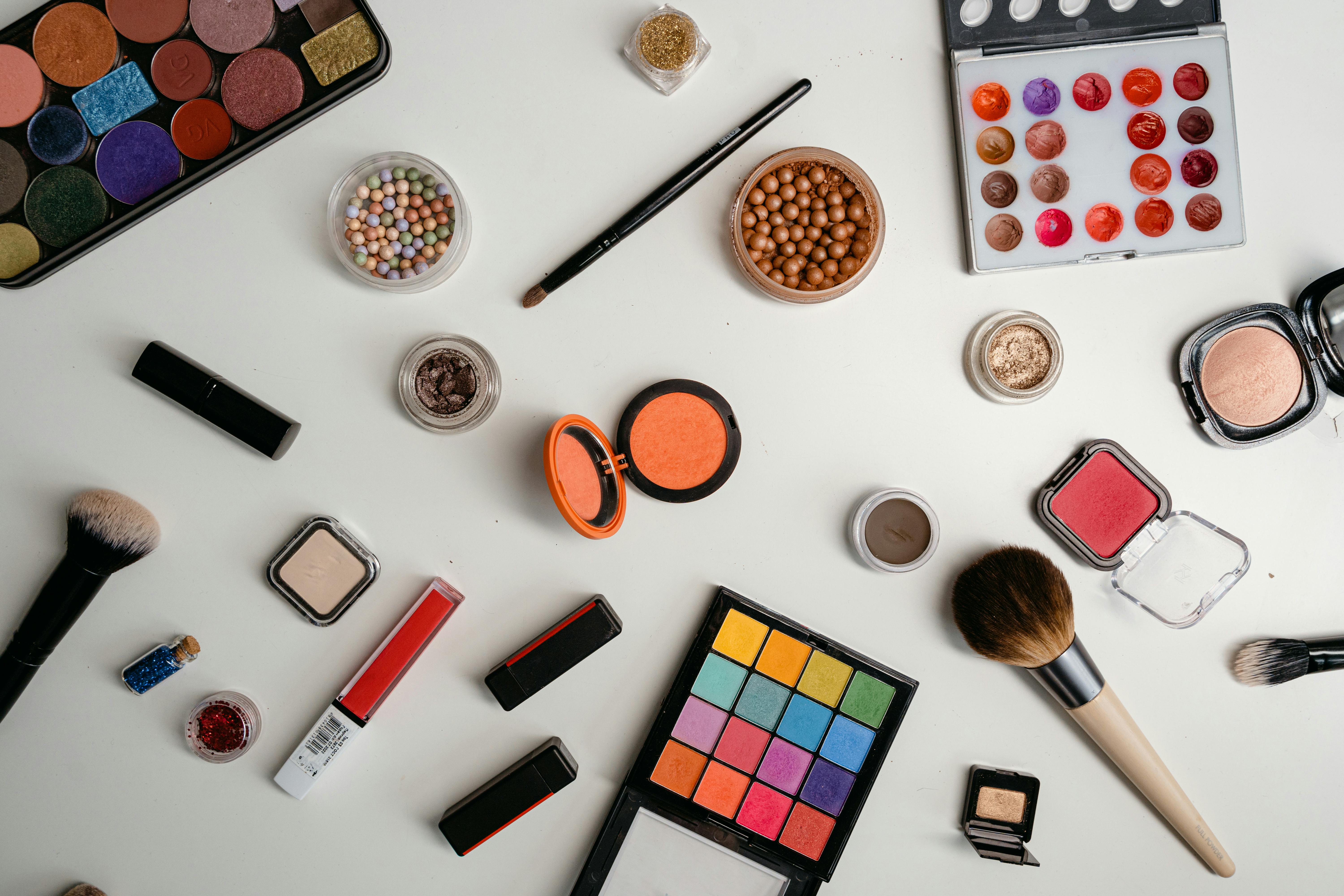 Wholesale make up for beauty businesses and retailers