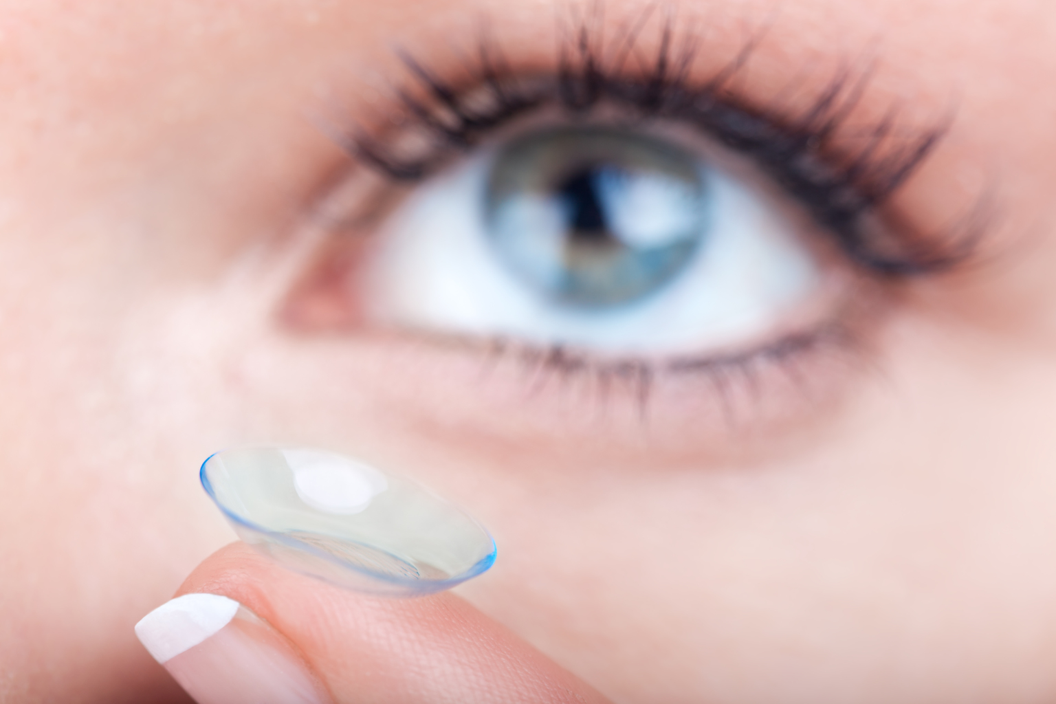 1-Day Acuvue Moist Cheap | Daily Comfort at Low Prices